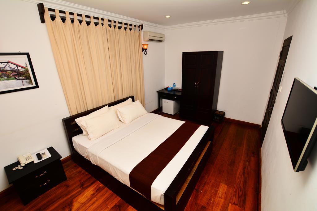 The Manor Hotel Nyaung Shwe Exterior foto